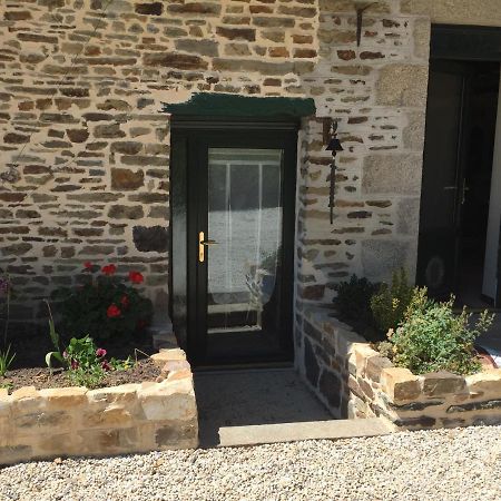 Le Nid Bed & Breakfast Neuilly-le-Vendin Exterior photo